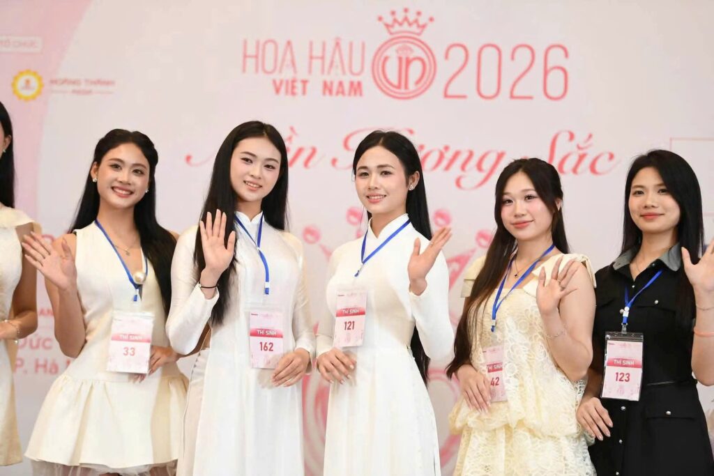 Từ giảng đường PTIT đến sân khấu Hoa hậu Việt Nam: Hành trình dám thử sức của Phạm Lê Ái Linh