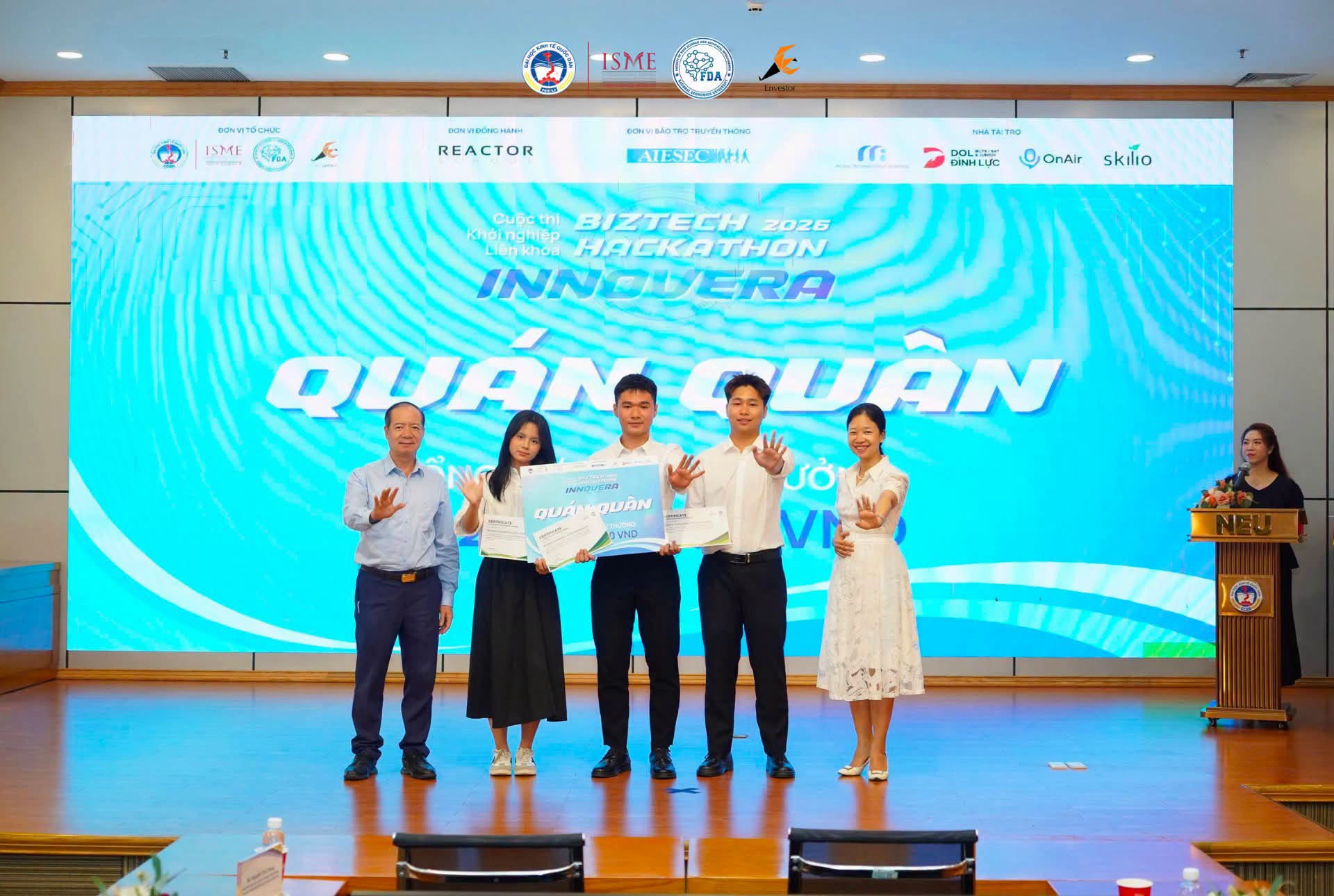 Sinh viên FinTech PTIT giành Quán quân BizTech Hackathon 2026 với giải pháp AI vì cộng đồng